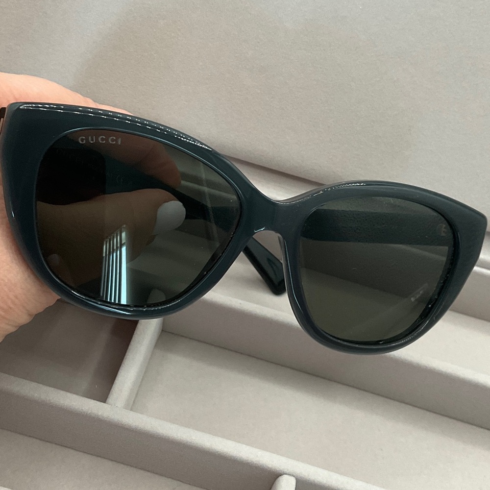 Gucci Dark Gray Sunglasses - Picture 8 of 8